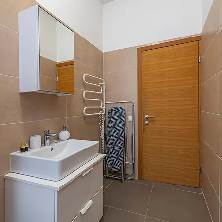 Cityvibe By Polo Apartment *