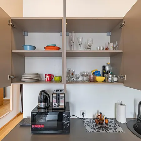 Cityvibe By Polo Apartment